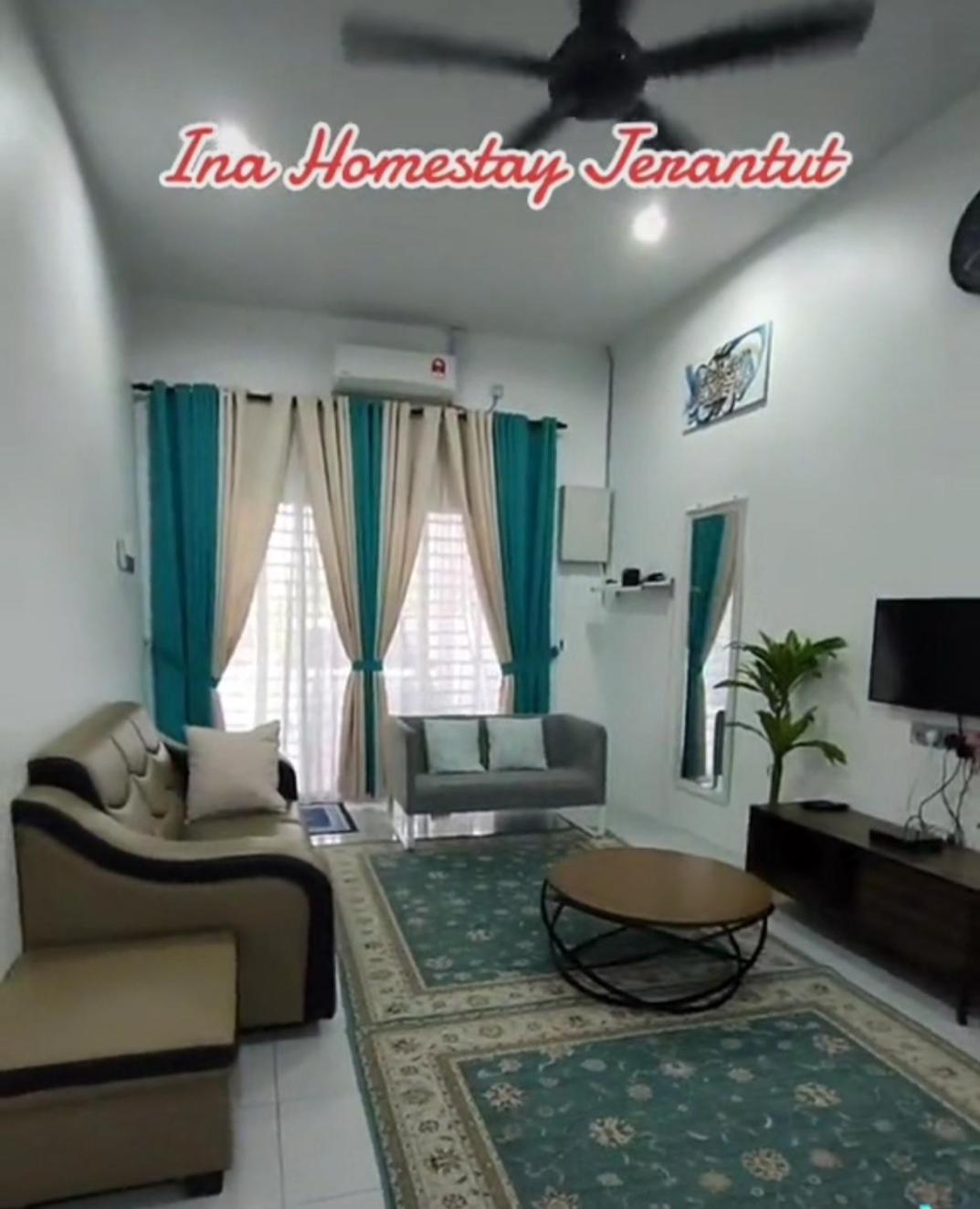 Ina Homestay Jerantut Exterior photo